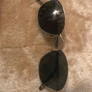 Rayban women’s sunglasses